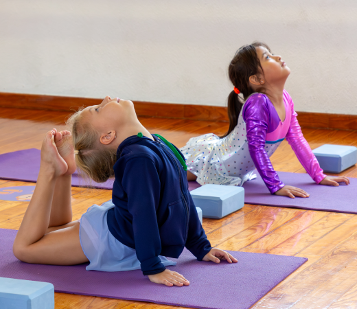 alumnas de preescolar en clase de ballet